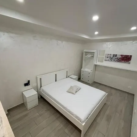 L'angolo Del Sorriso Pensionat 4*